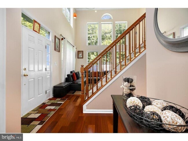 Foto del edificio - 93 Windsor Pond Rd