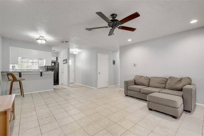Building Photo - 6508 Middleham Pl