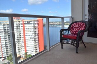 Building Photo - 1351 NE Miami Gardens Dr