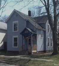 Building Photo - 3229 Dinnen Ave