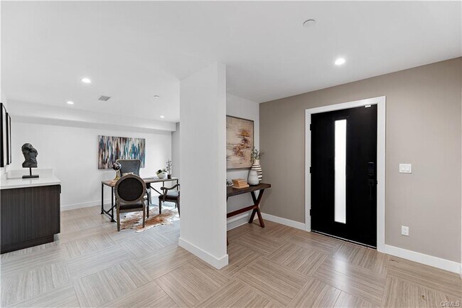 Foto del edificio - 11857 W Flower Ln