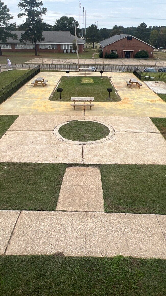 Building Photo - 280 Central Ave