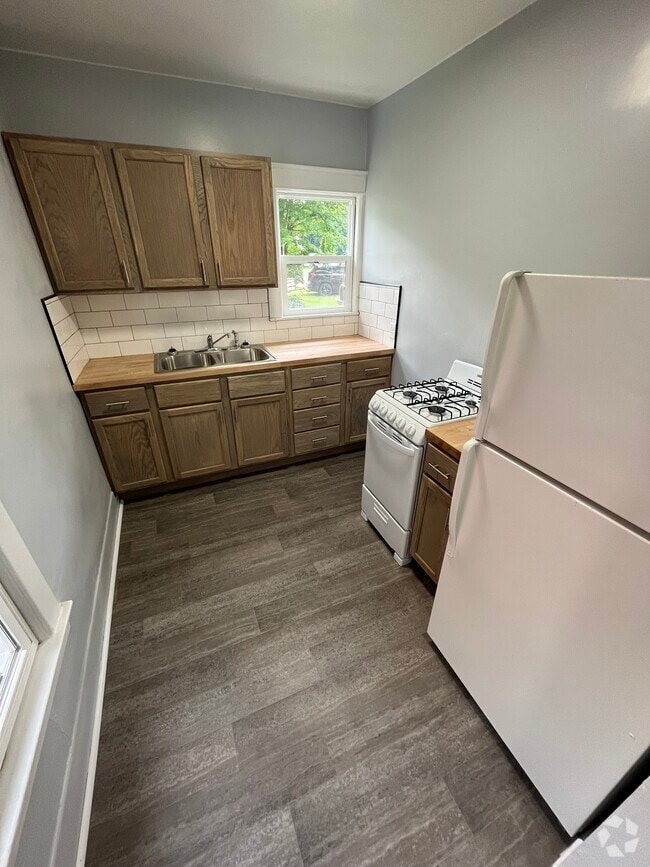 Apartments For Rent in Frankenmuth MI 2 Rentals