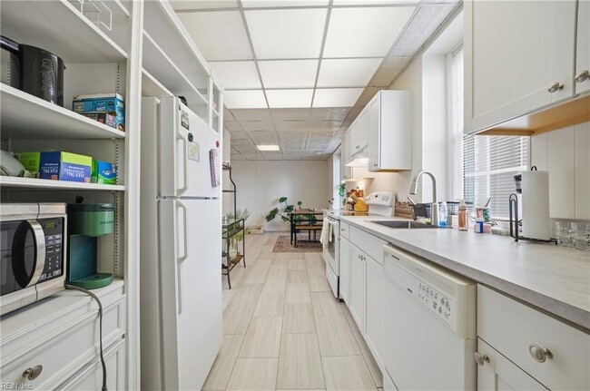Photo - 1015 Colonial Ave Townhome