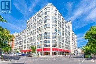 Building Photo - 222-222 The Esplanade