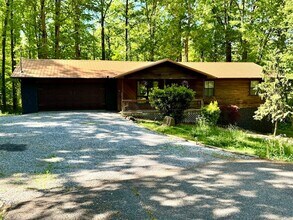 Building Photo - 415 Owenwood Dr