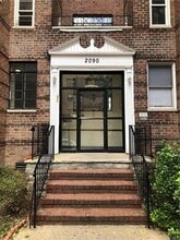 Building Photo - 2090 Barnes Ave