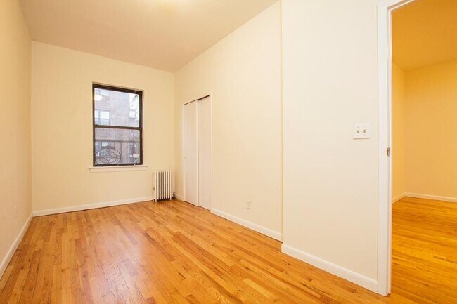 Building Photo - 2 bedroom in New York NY 10128