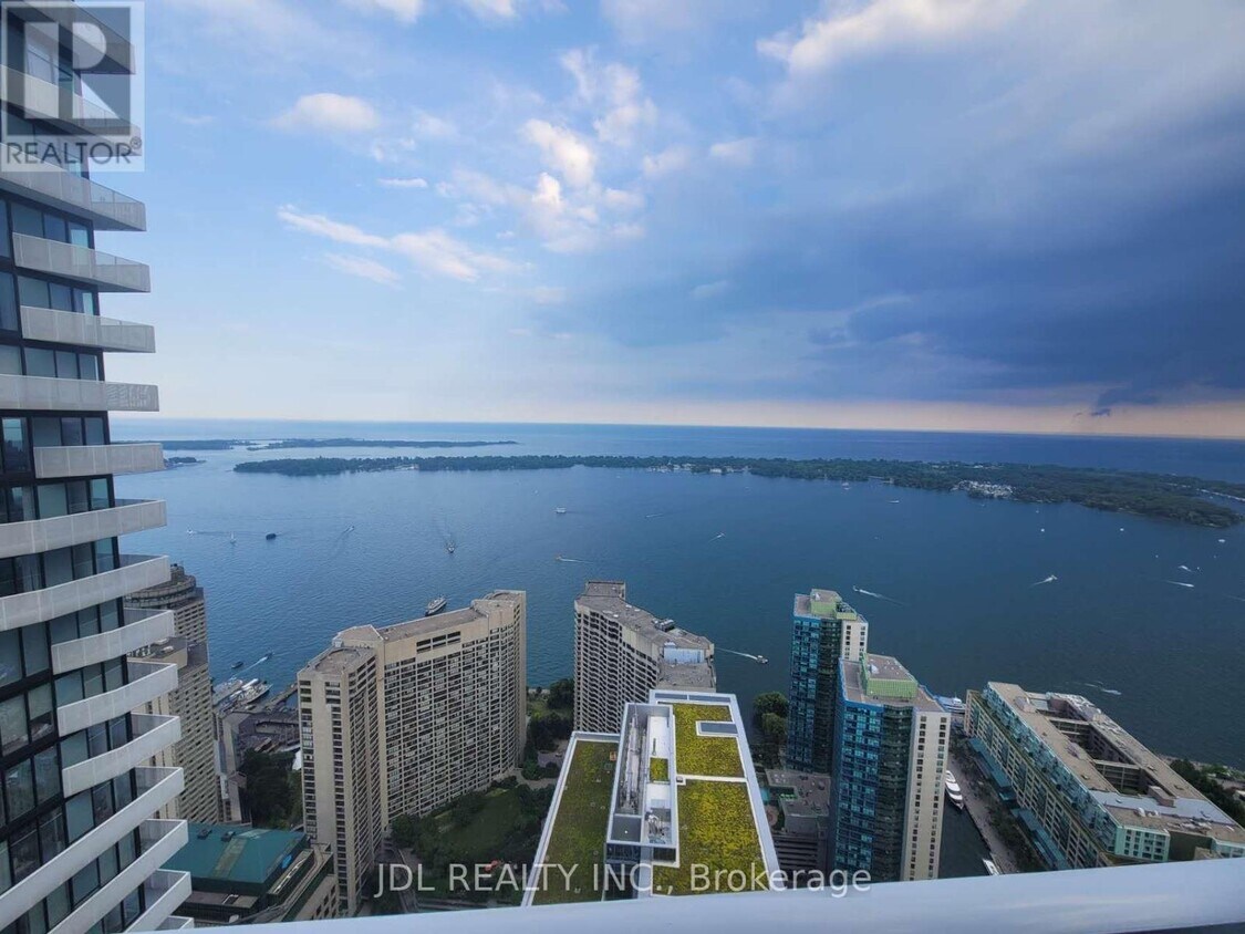 Photo principale - 100 Harbour St