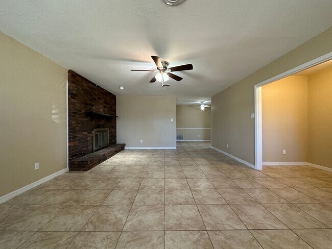 Foto del edificio - * Move-In Special * Beautiful 3 Bed, 2 Bat...