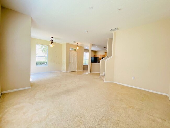 Foto del edificio - 3BD / 2.5BA Carriage Home