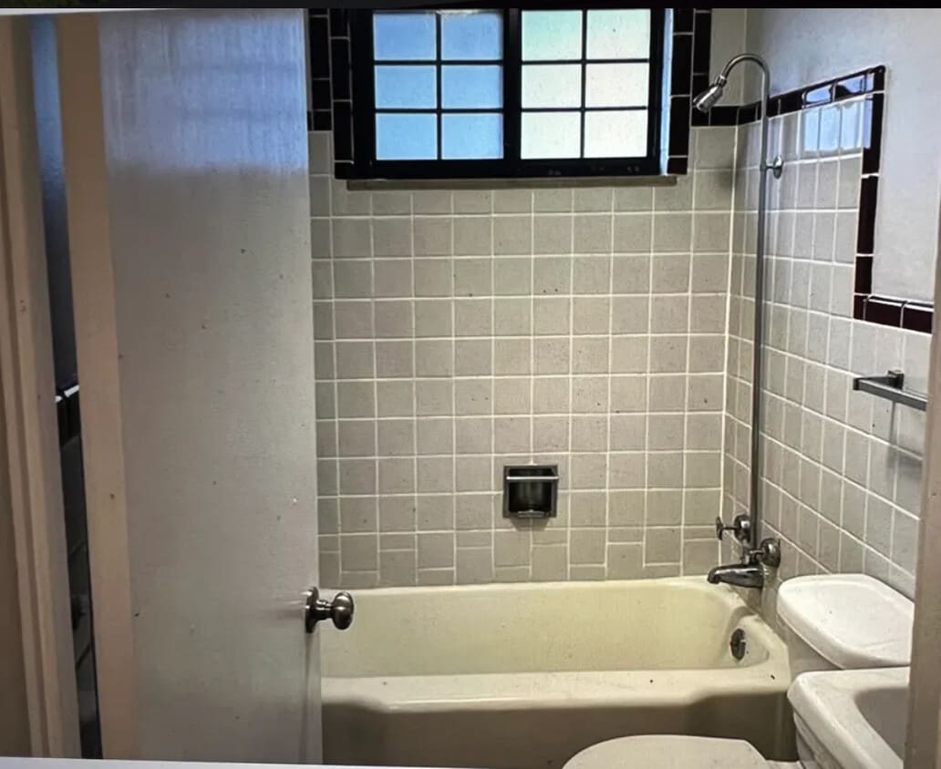 Building Photo - 27 Chessen Ave