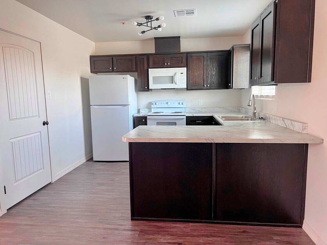 Foto principal - 123 W Jacobs St