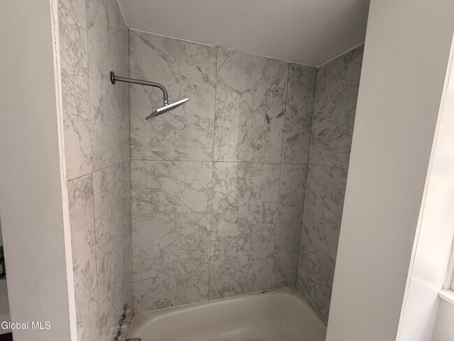 Foto del edificio - 15 James St