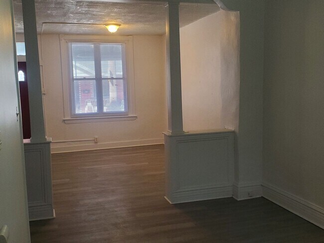 Foto del edificio - 3 Bedroom House in West Philadelpia