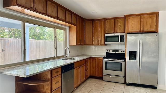 Building Photo - 5300 Duchess Ct