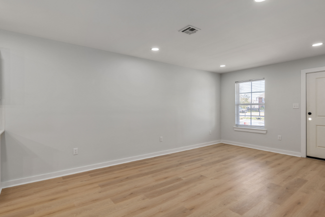 Foto del edificio - 107 Township Ln