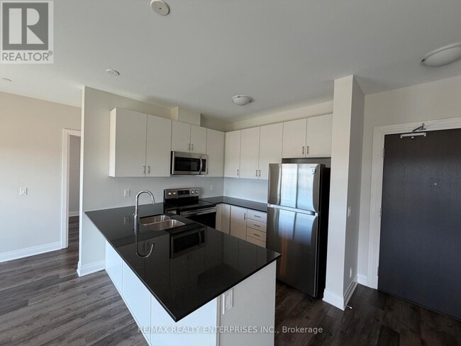 Building Photo - 102 Grovewood Common