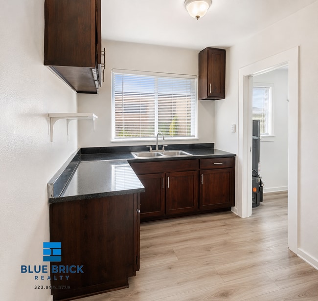 Building Photo - 5939 W Northside Dr
