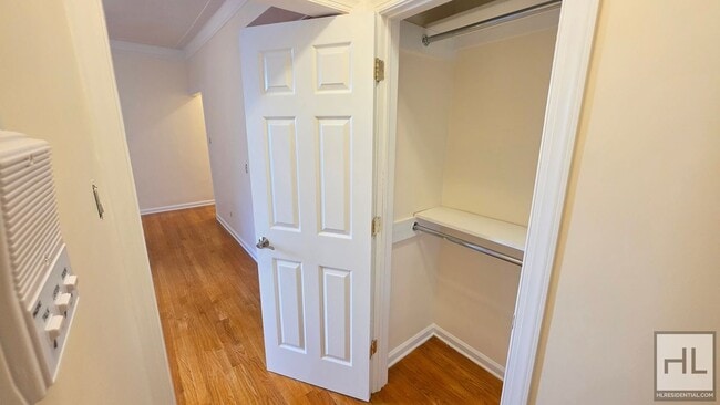 Building Photo - Bright 4th-Floor 1-Bed with Triple-Window Living Room in Greenwich Village