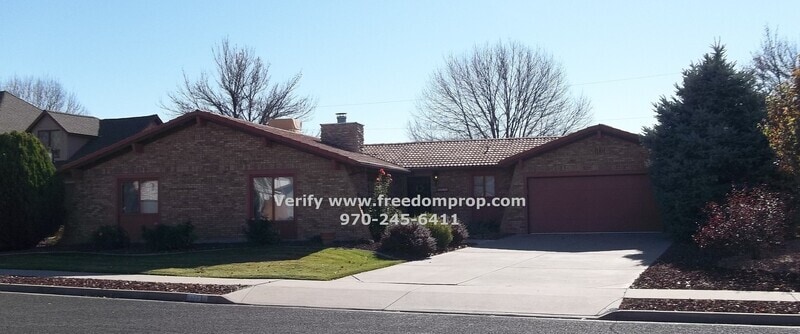 Photo - 2325 S Seville Circle