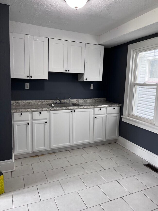 Foto del edificio - 3-Bedroom Home for Rent in Cleveland – Great Value!