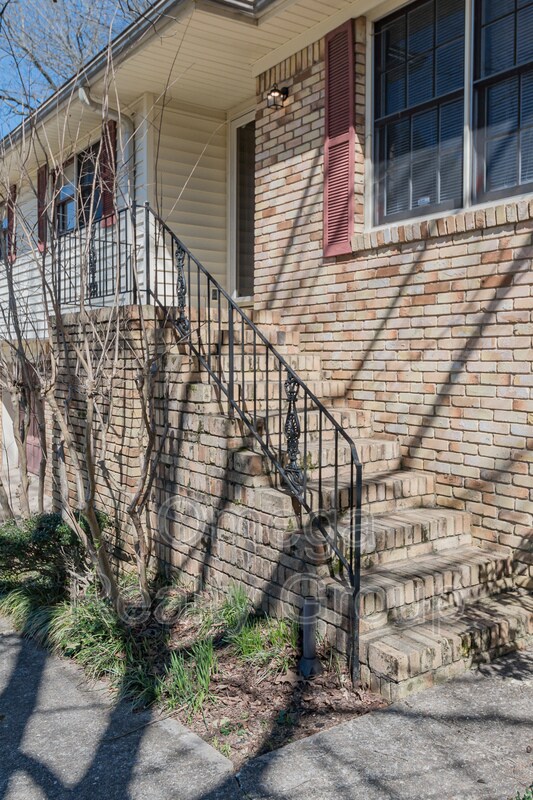 Building Photo - 937 Winchester Cir