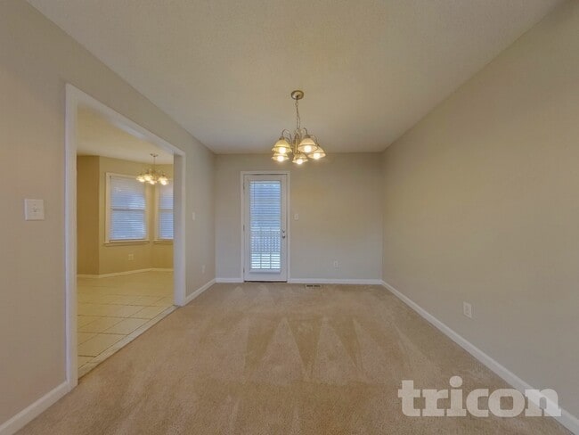 Building Photo - 3 Misty Ridge Pl