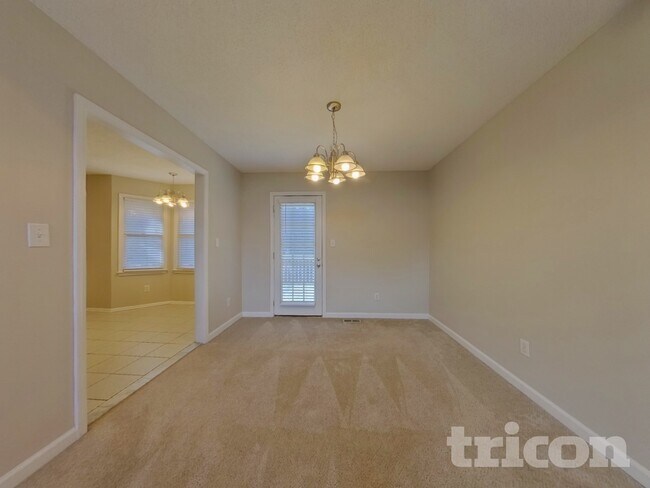 Foto del edificio - 3 Misty Ridge Pl