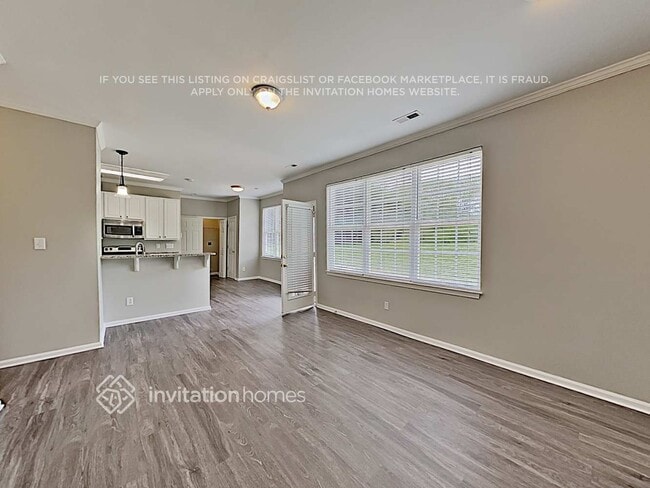 Foto del edificio - 8006 Glamorgan Ln