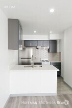 Building Photo - 1603 N Poinsettia Pl