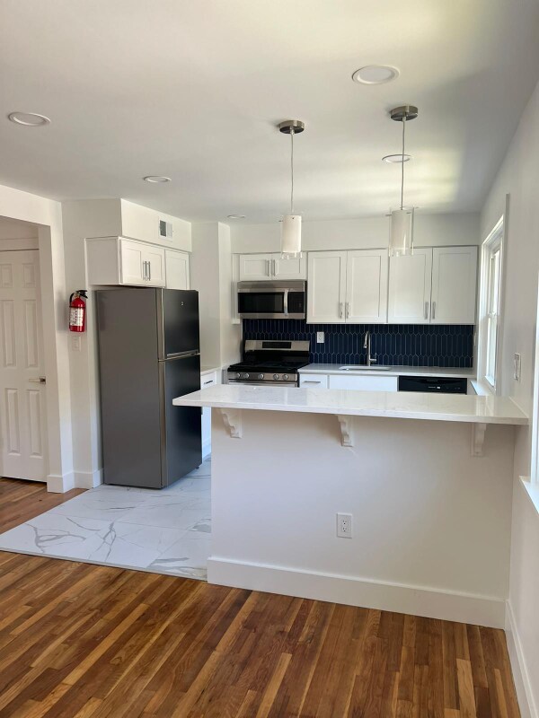 Foto del edificio - 505 Adams Ln