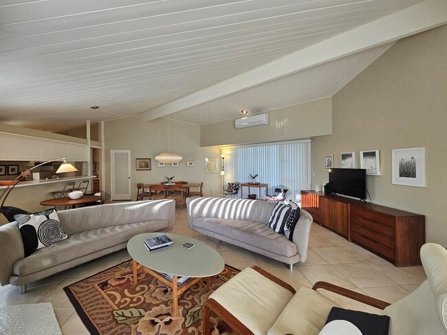 Foto del edificio - 37800 Da Vall Dr