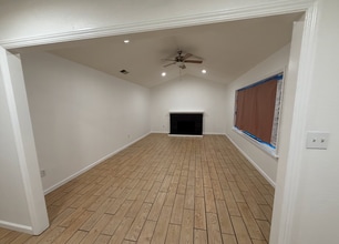 Building Photo - 1816 Lincoln Blvd