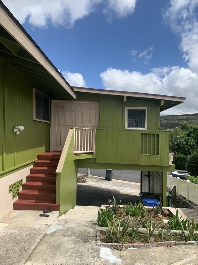 Building Photo - 3340 Ala Laulani St
