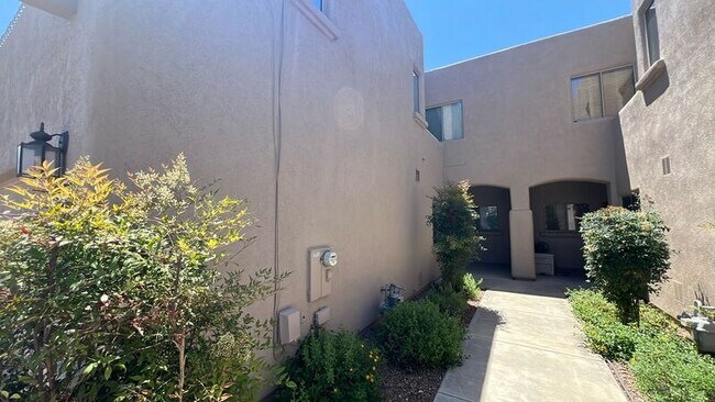 Foto del edificio - 8598 E Placita Pueblo Bonita