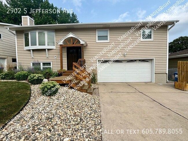 Foto del edificio - Immaculate 3 Bedroom 2 Bathroom Home!