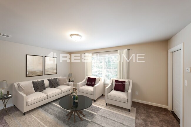 Building Photo - 10977 Woodland Dr