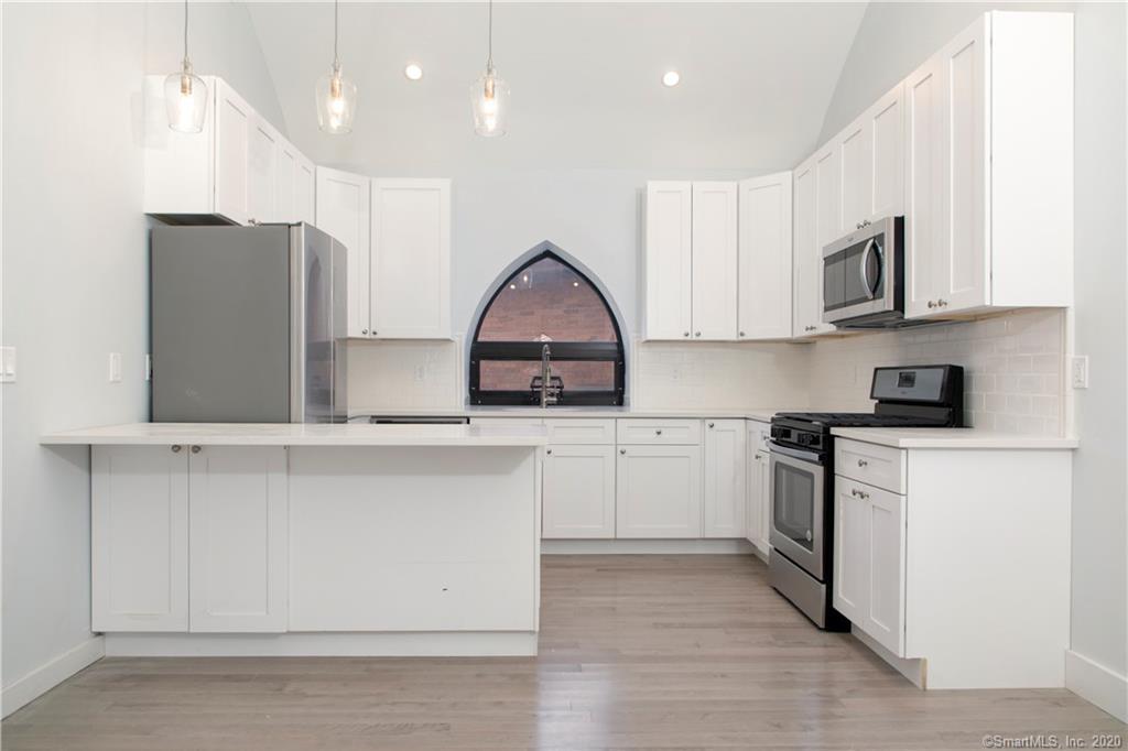 Foto principal - 847 State St