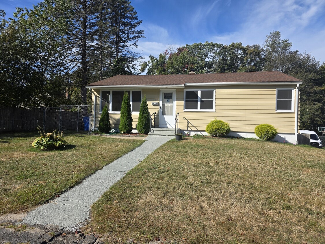Primary Photo - 187 Celia Dr
