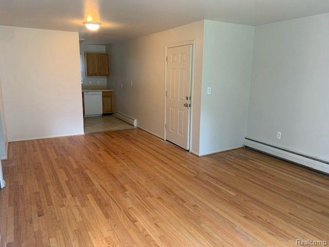 Building Photo - 5741 Parview Dr