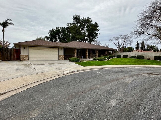 Building Photo - Haggin Oaks Cul De Sac Beauty! Best Schools and Shopping! 3Bed 2Bath $2,750Rent $2,750Deposit App...