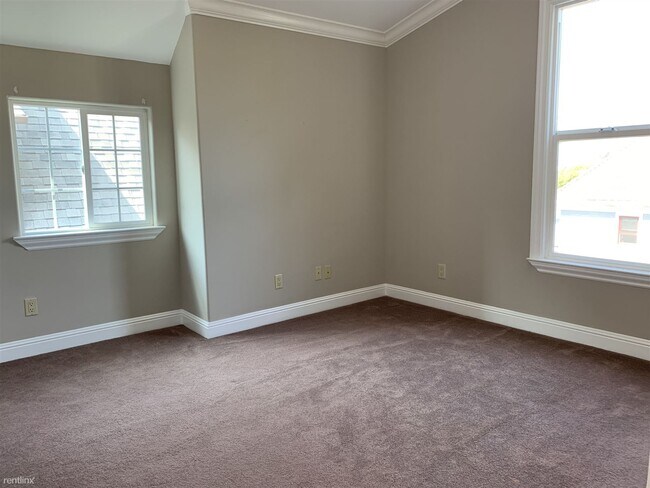 Foto del edificio - 2 br, 1 bath Condo - 2117 Ashby Avenue 211...