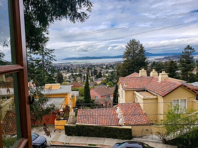 Foto del edificio - Hawthorne Apartment