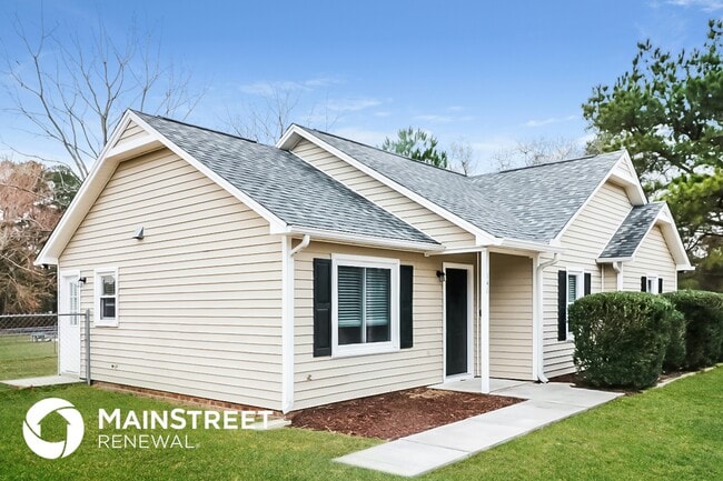 Building Photo - 146 D A King Dr