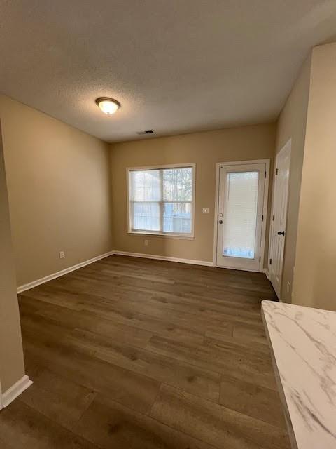 Building Photo - 4901 Robinson Square Dr