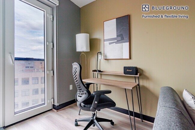 Foto del edificio - 1313 L St NW