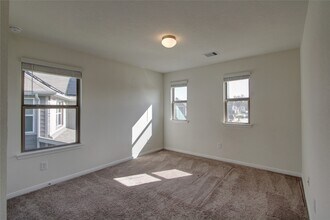 Building Photo - 4006 Shady Palmetto Dr