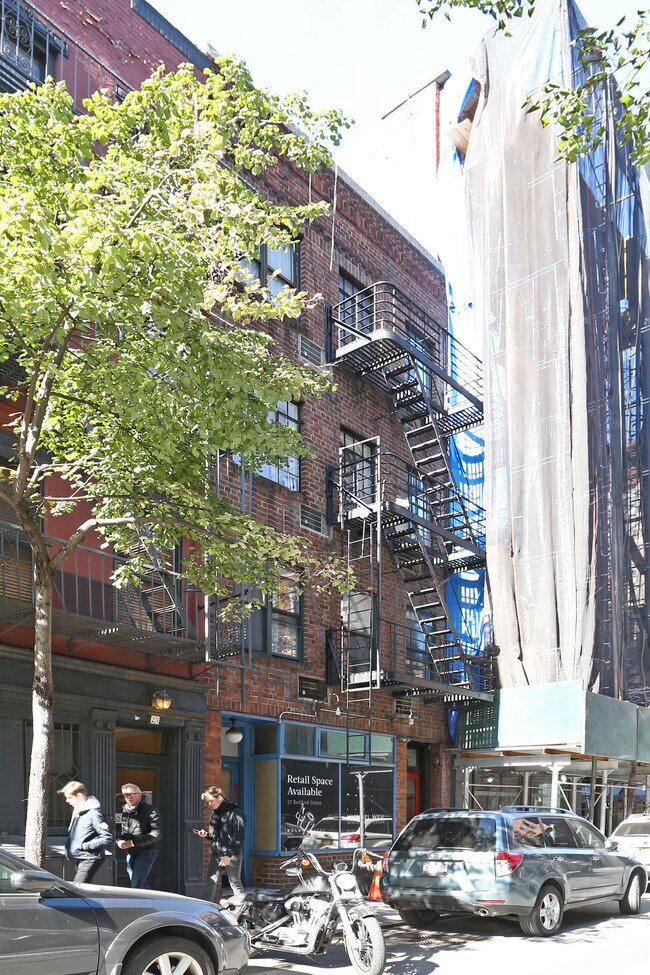 Foto del edificio - 27 Bedford St