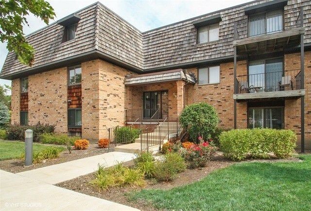 Primary Photo - 12 Oak Creek Dr